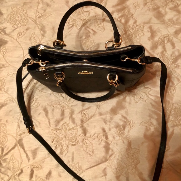 Coach Purse - Picture 3 of 7